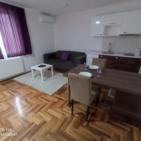Sunny Apartment Ni